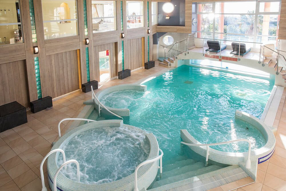 Centre de thalassothérapie et hôtel 4 étoiles à Canet (66) Centre de thalassothérapie et hôtel 4 étoiles à Canet (66)