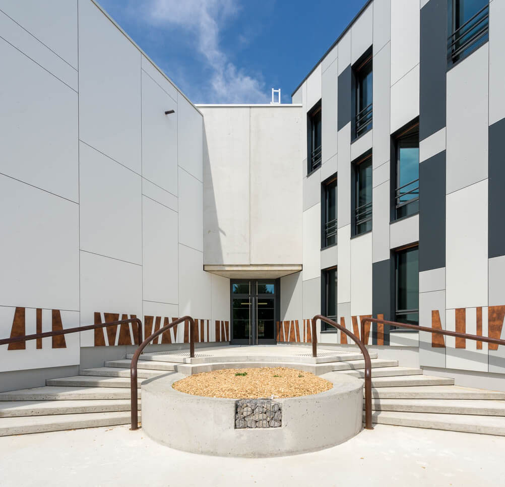 Equipement jeunesse à Bonneuil sur Marne (94) Equipement jeunesse à Bonneuil sur Marne (94)